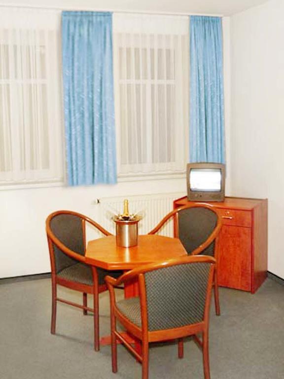 Pension Mesogios Bad Doberan Rum bild
